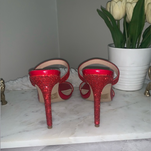 Steve Madden Rhinestone Heels ❣️ - Picture 3 of 3